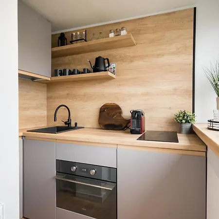 Tangerine Center * Bükreş